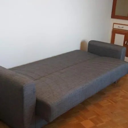 Puerta La * 아비엘