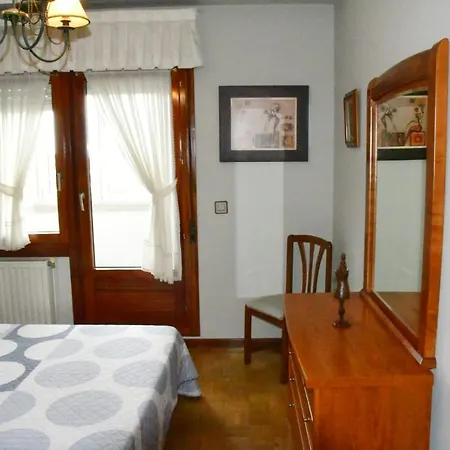 Puerta La Avilés